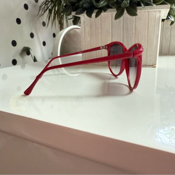 Vintage Handmade in Korea Red Cara Mia Oversized Retro  Sunglasses main image 9